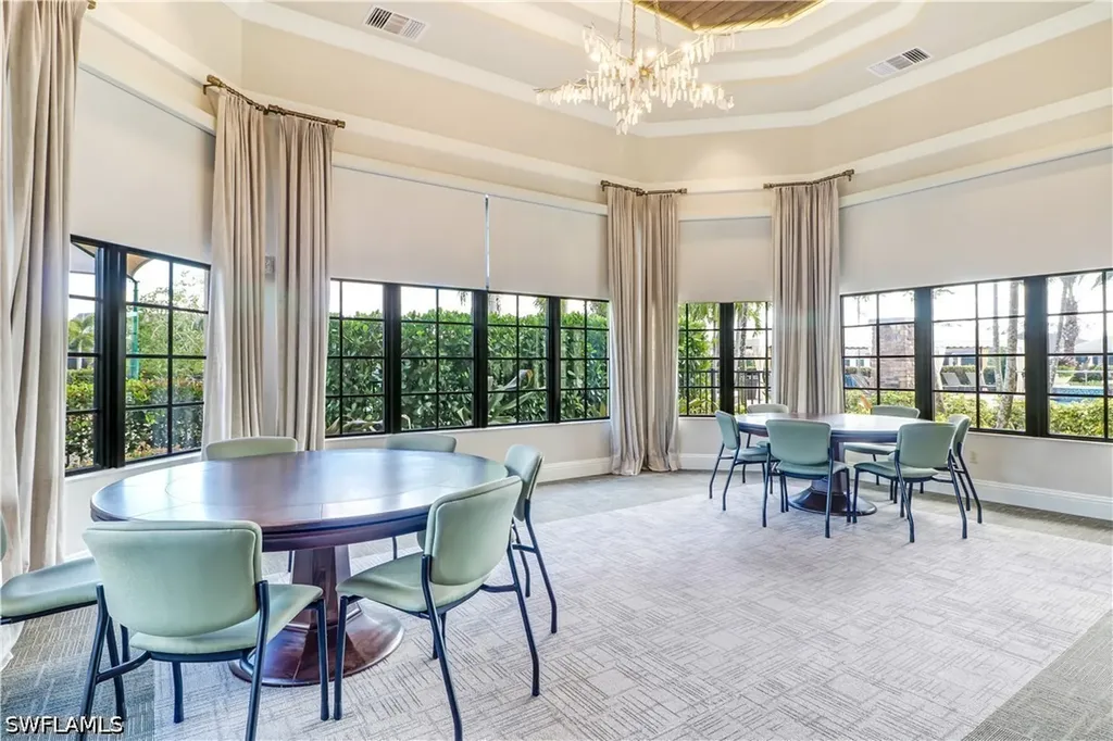 9469 Foxglove Lane Naples FL 34120