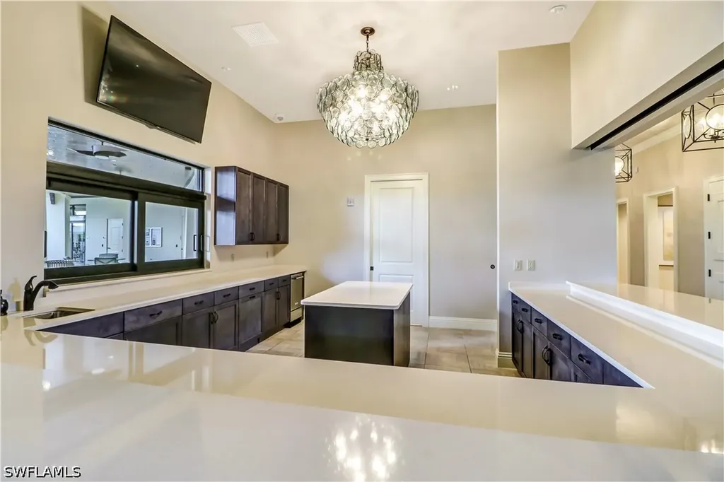 9469 Foxglove Lane Naples FL 34120