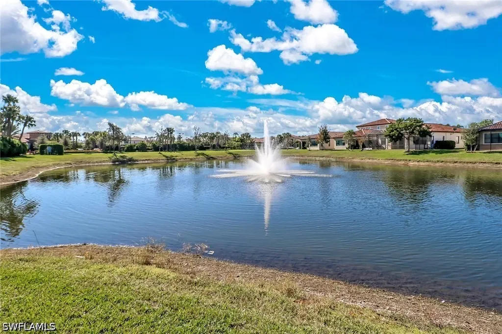 9469 Foxglove Lane Naples FL 34120