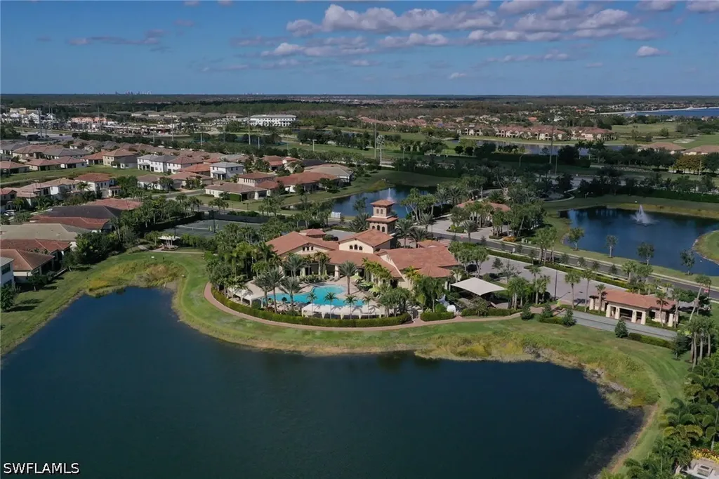 9469 Foxglove Lane Naples FL 34120