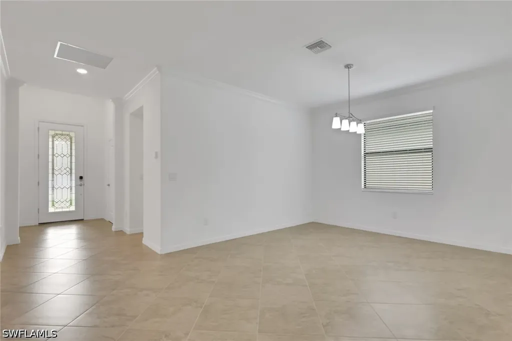 9469 Foxglove Lane Naples FL 34120