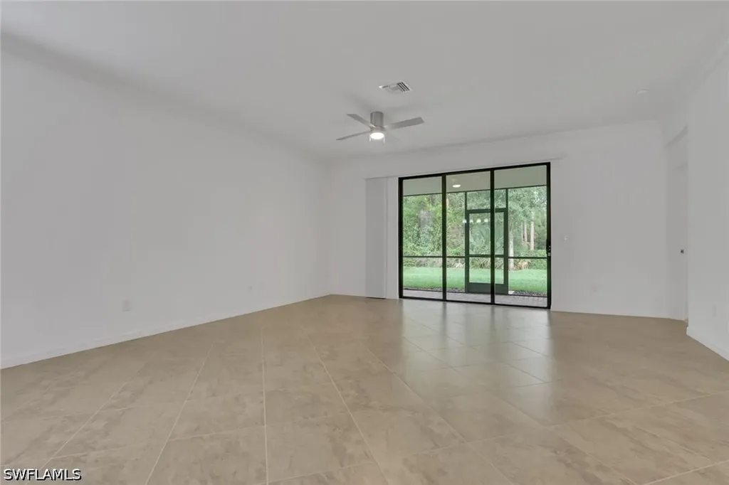 9469 Foxglove Lane Naples FL 34120