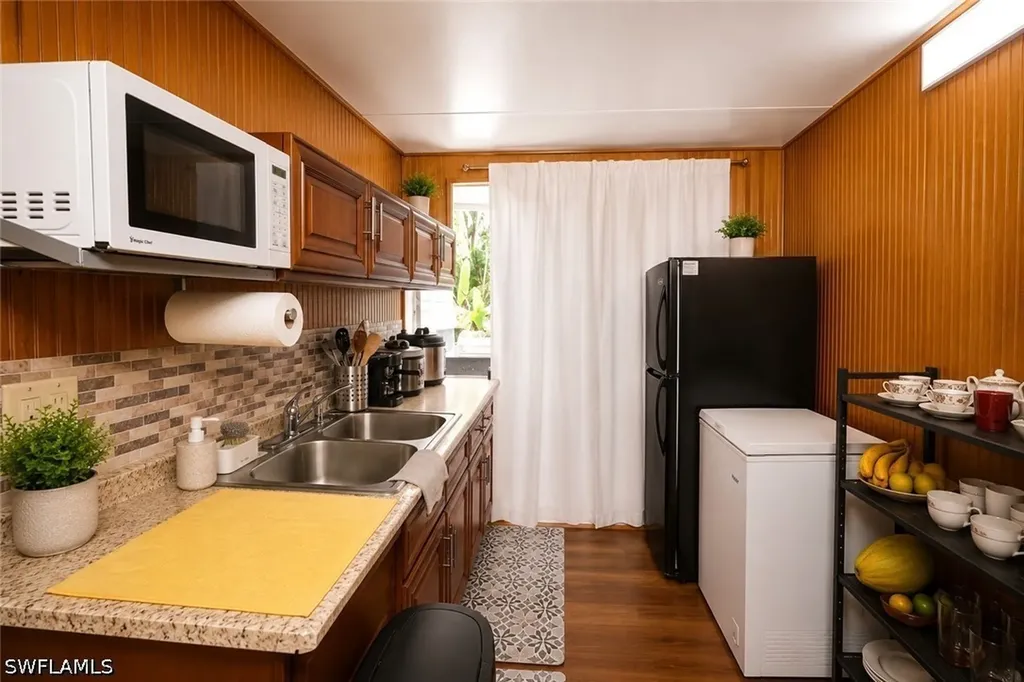 130 Jung Boulevard W Naples FL 34120