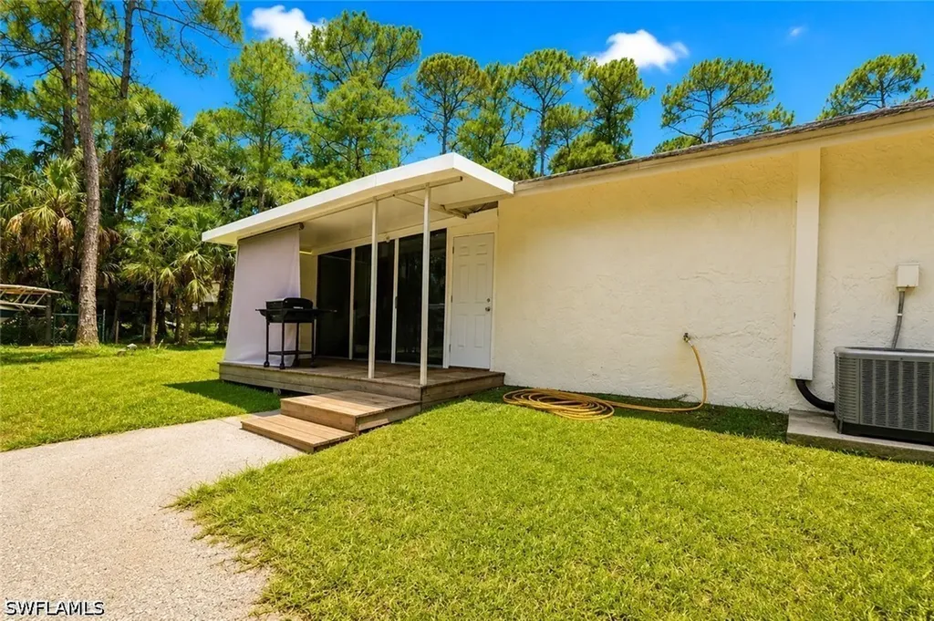130 Jung Boulevard W Naples FL 34120