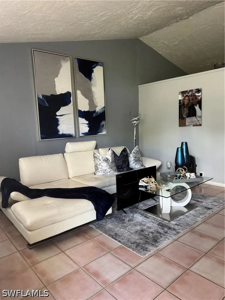 2642 Santa Barbara Boulevard Naples FL 34116
