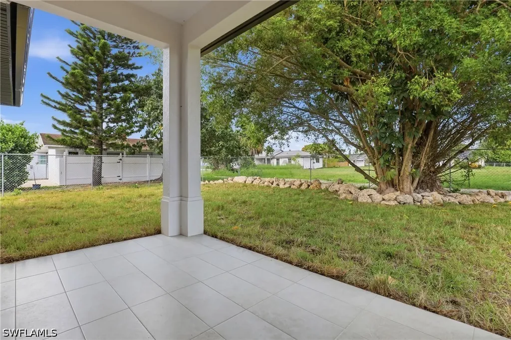 1819 Sunshine Boulevard Naples FL 34116