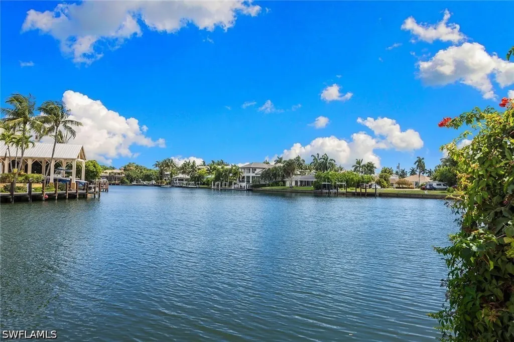 421 21st Avenue S Naples FL 34102