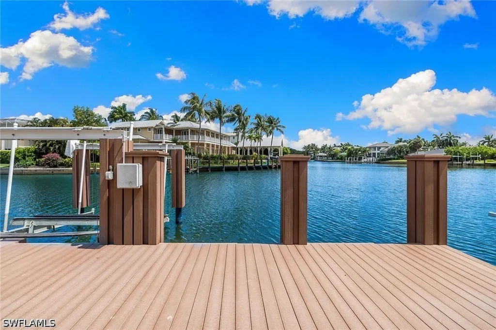 421 21st Avenue S Naples FL 34102