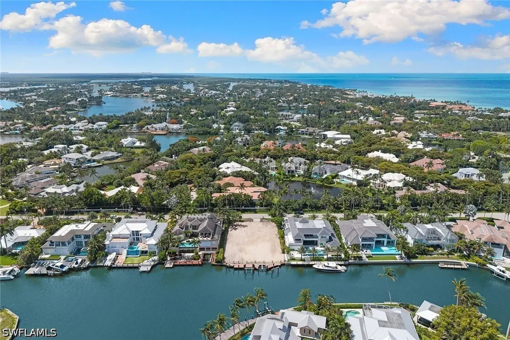 421 21st Avenue S Naples FL 34102