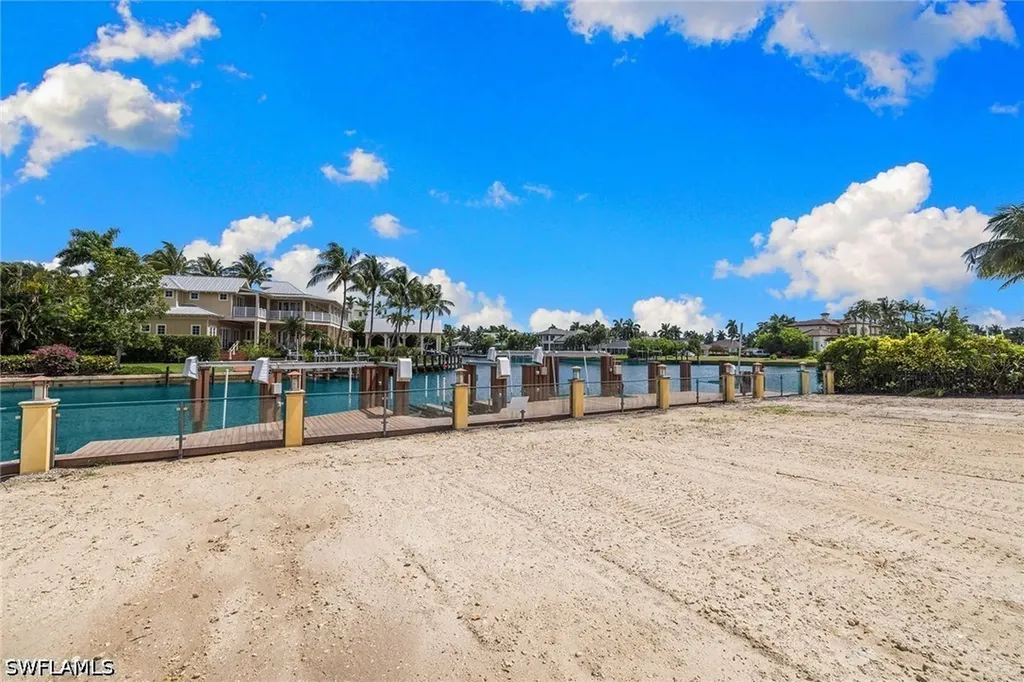 421 21st Avenue S Naples FL 34102