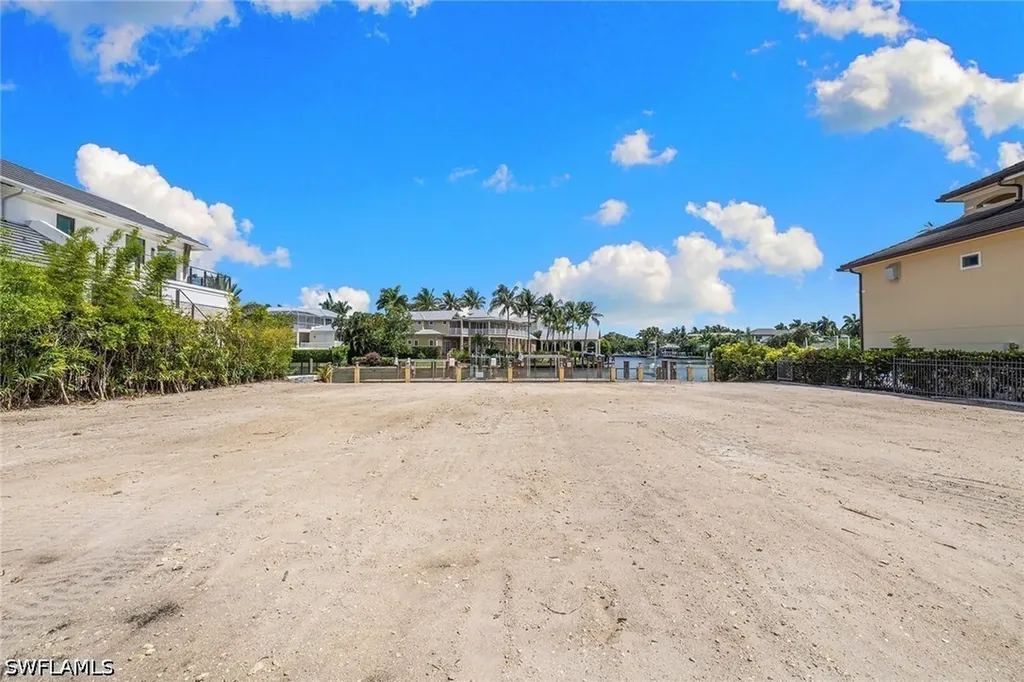 421 21st Avenue S Naples FL 34102