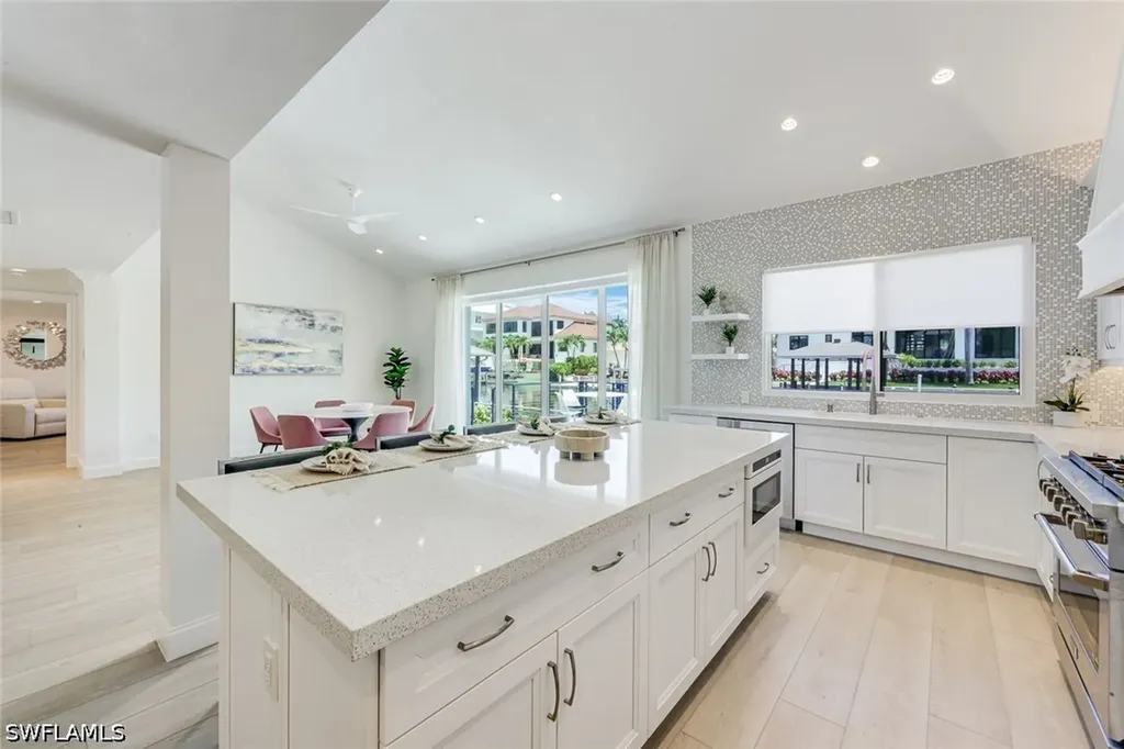 151 Bayview Avenue Naples FL 34108