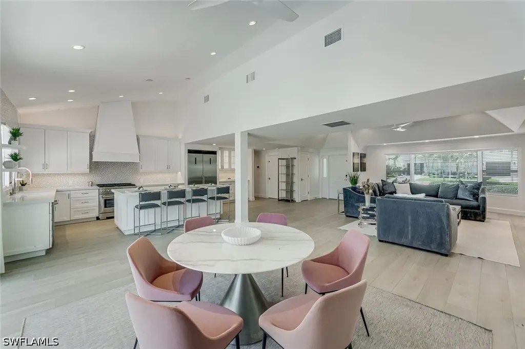 151 Bayview Avenue Naples FL 34108