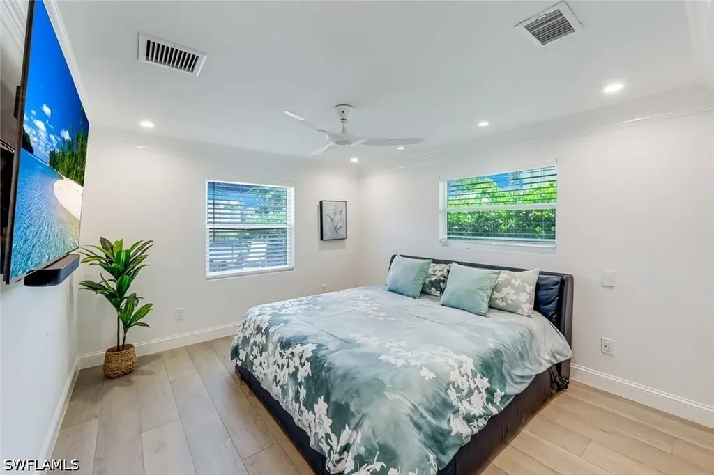 151 Bayview Avenue Naples FL 34108