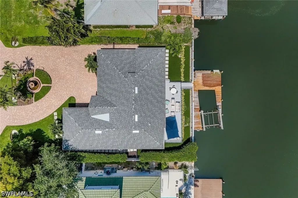 151 Bayview Avenue Naples FL 34108