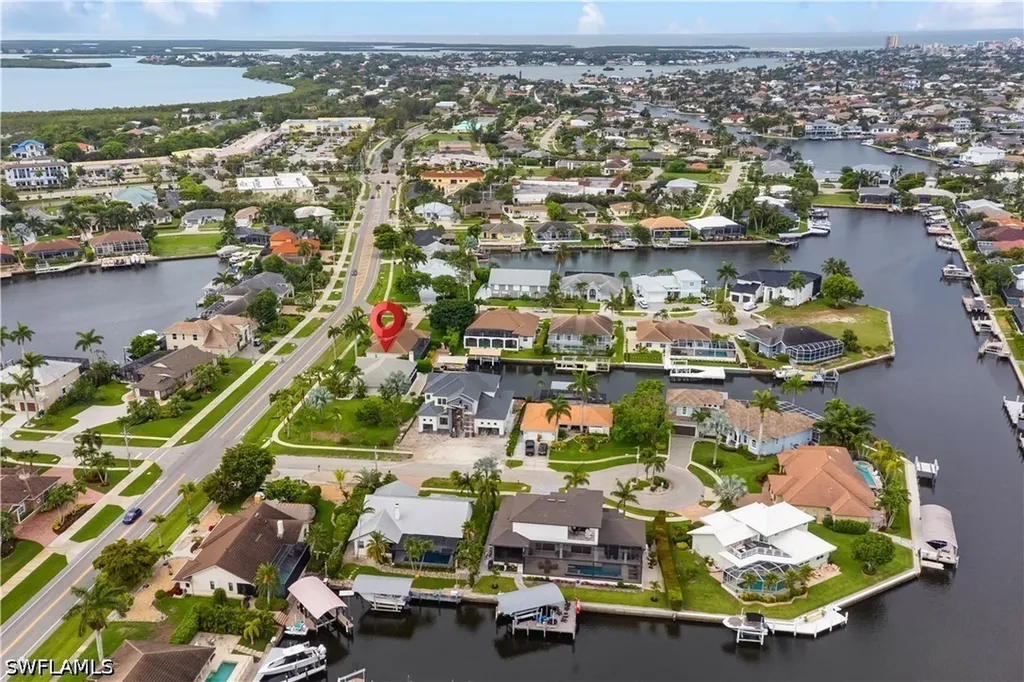 72 N Barfield Drive Marco Island FL 34145