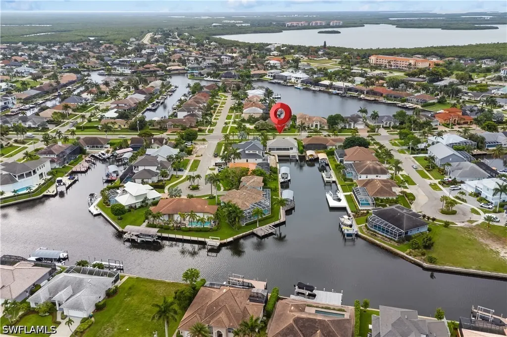 72 N Barfield Drive Marco Island FL 34145