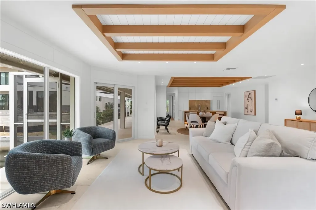 72 N Barfield Drive Marco Island FL 34145