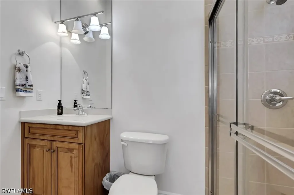 10233 Avonleigh Drive Bonita Springs FL 34135