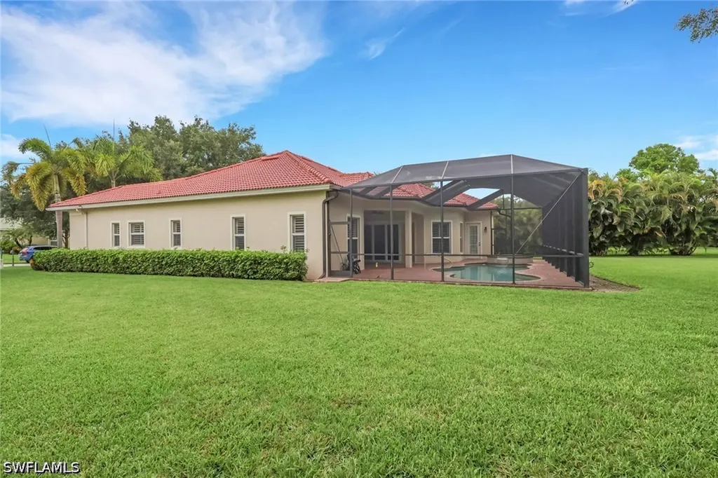 10233 Avonleigh Drive Bonita Springs FL 34135