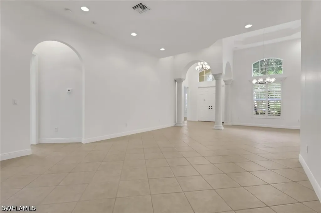 10233 Avonleigh Drive Bonita Springs FL 34135