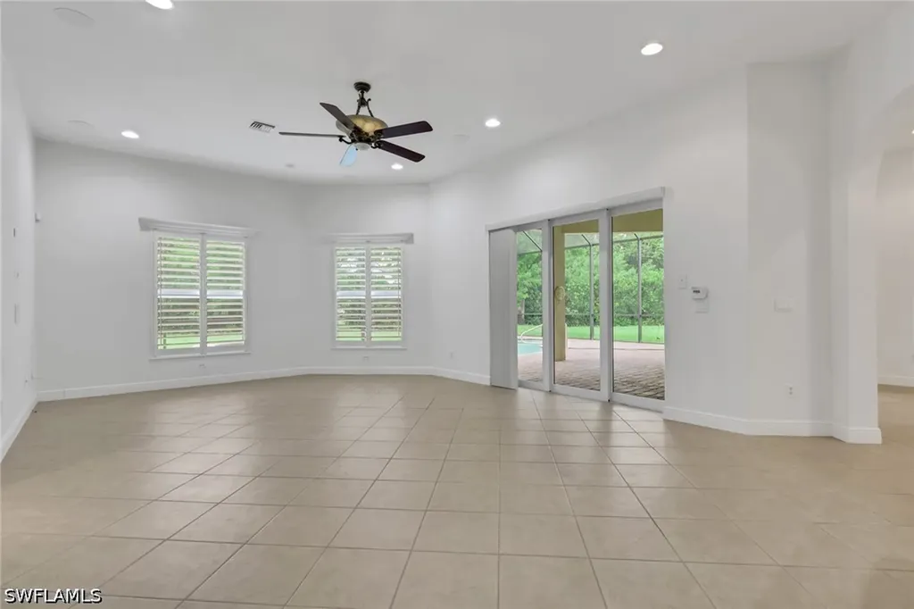 10233 Avonleigh Drive Bonita Springs FL 34135