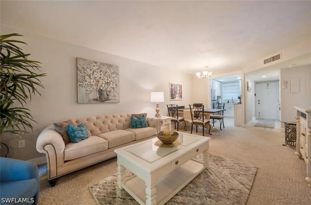 499 Forest Lakes Boulevard Naples FL 34105