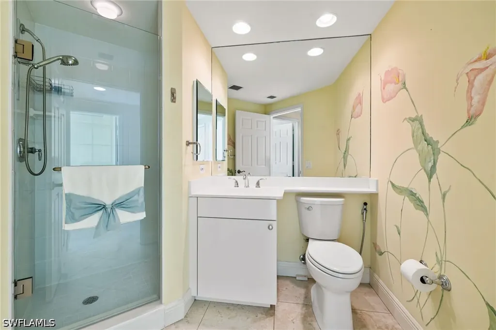 420 Cove Tower Drive Naples FL 34110