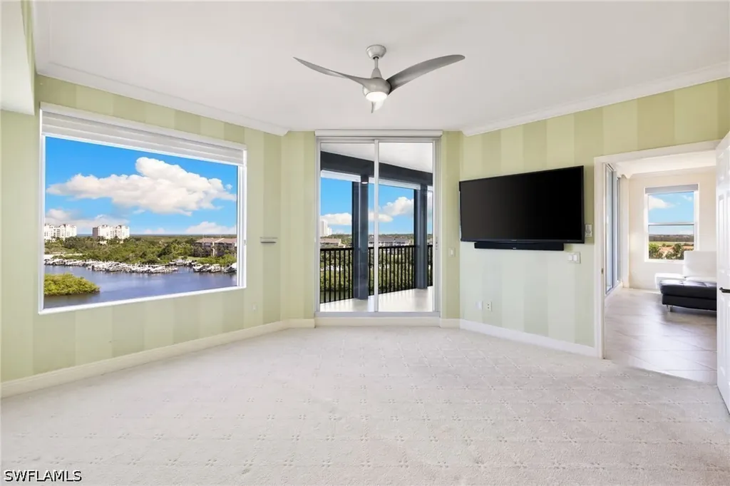 420 Cove Tower Drive Naples FL 34110