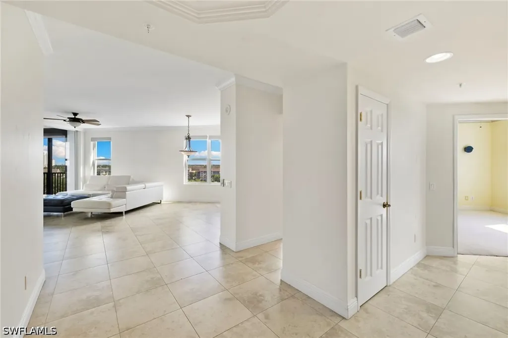 420 Cove Tower Drive Naples FL 34110