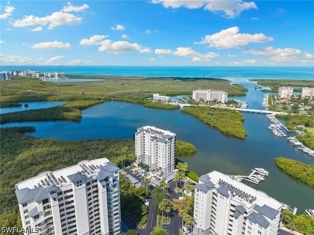 420 Cove Tower Drive Naples FL 34110