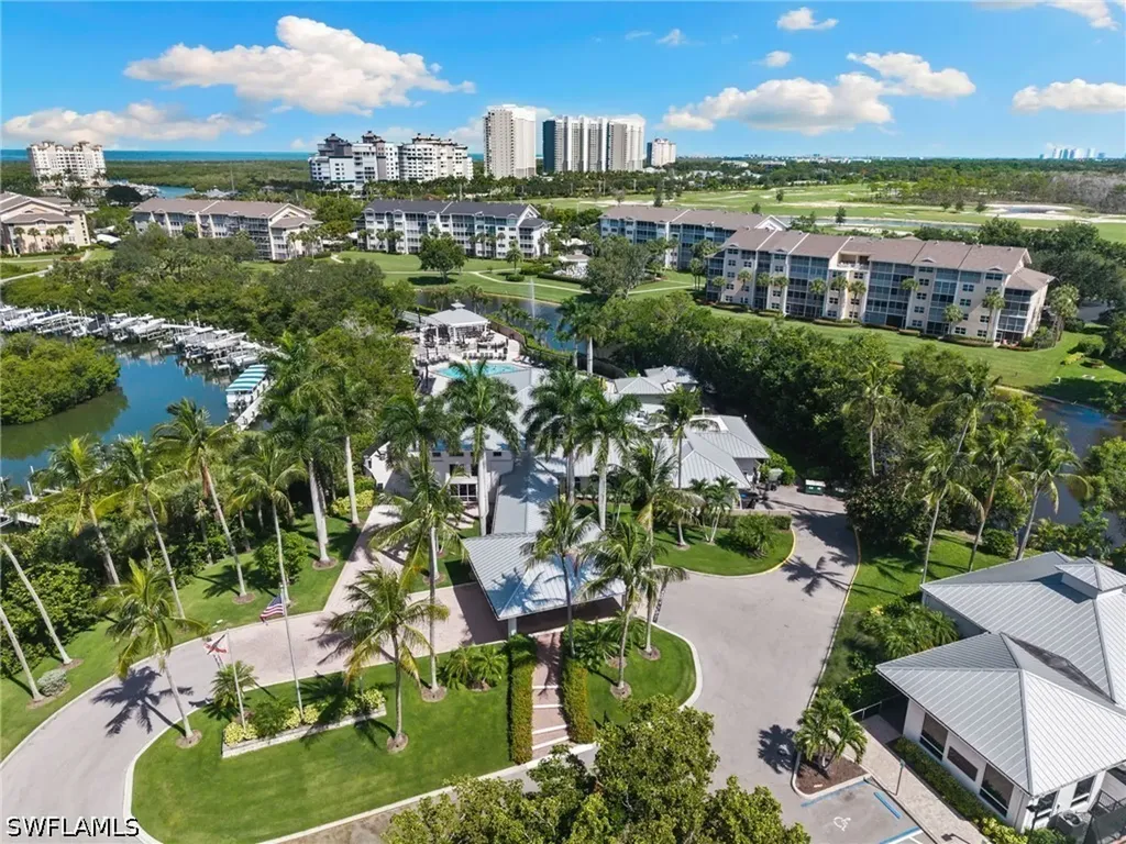 420 Cove Tower Drive Naples FL 34110