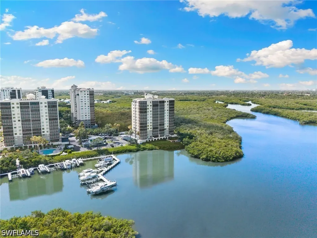 420 Cove Tower Drive Naples FL 34110
