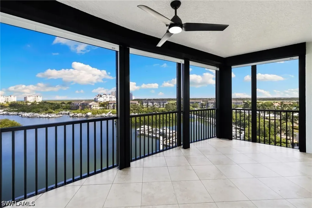 420 Cove Tower Drive Naples FL 34110