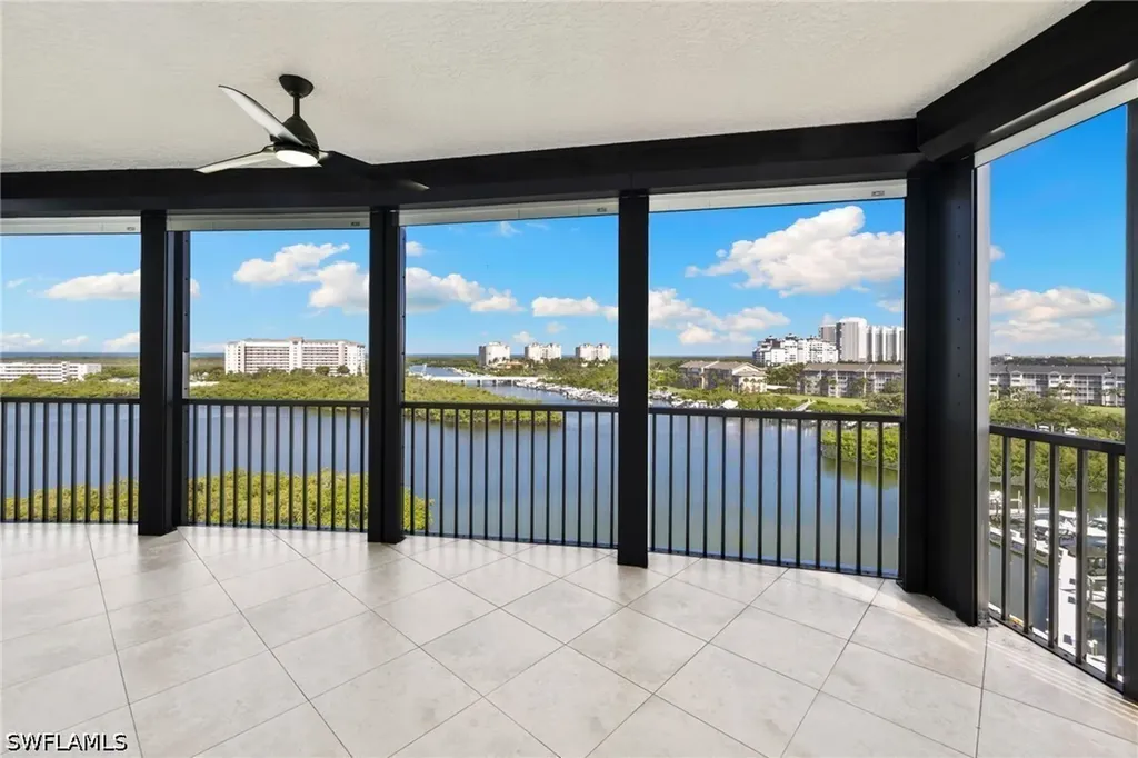 420 Cove Tower Drive Naples FL 34110