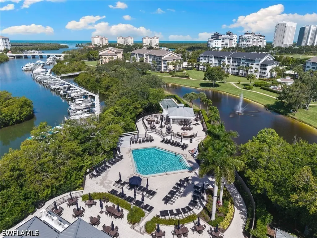 420 Cove Tower Drive Naples FL 34110