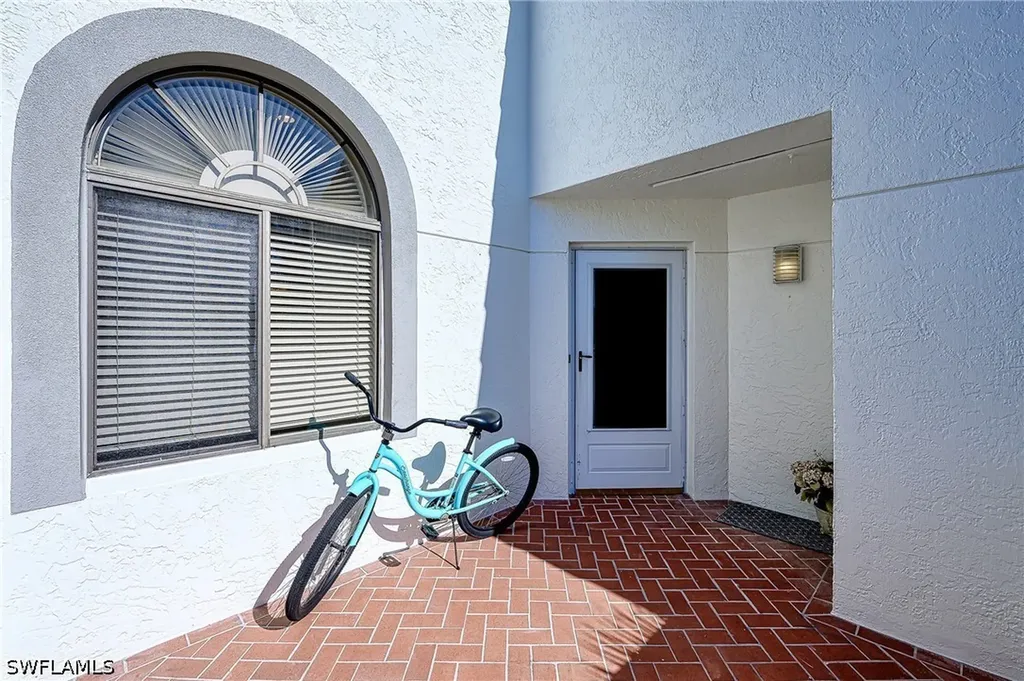 613 Beachwalk Circle Naples FL 34108