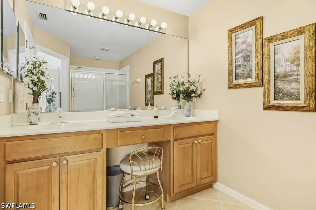 8381 Village Edge Circle Fort Myers FL 33919