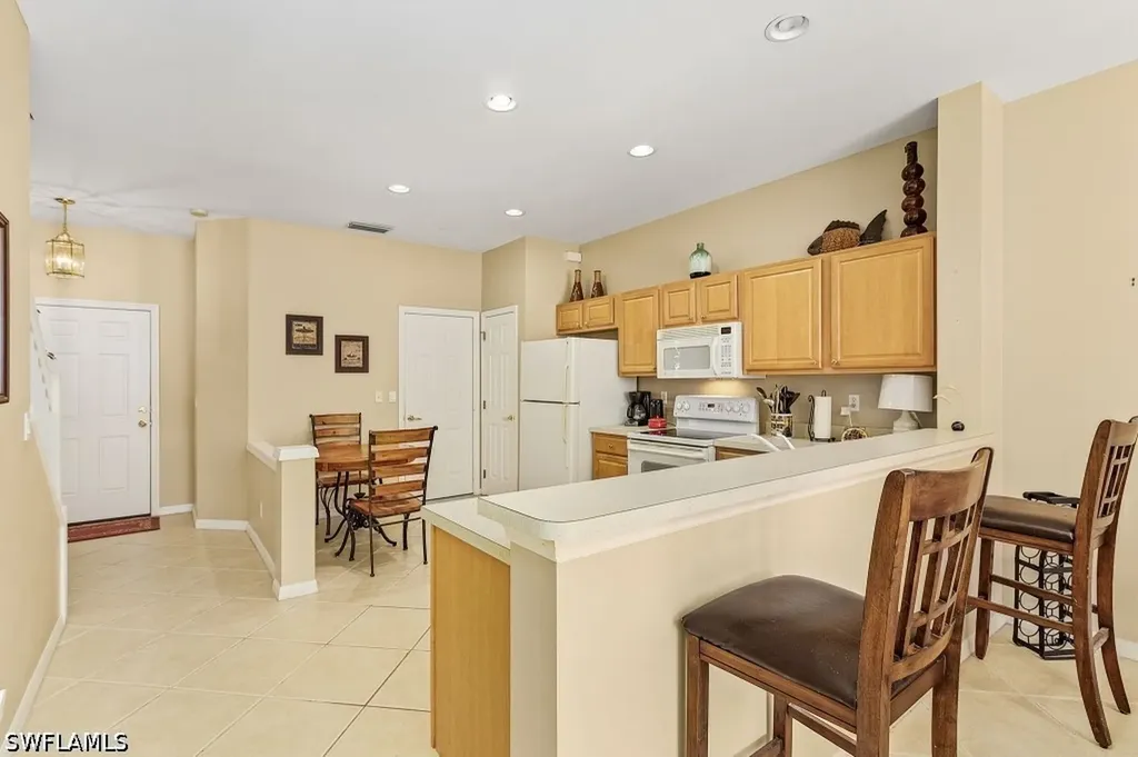 8381 Village Edge Circle Fort Myers FL 33919