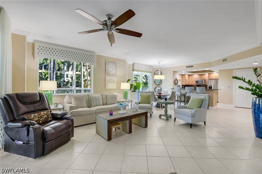 2728 Tiburon Boulevard E Naples FL 34109