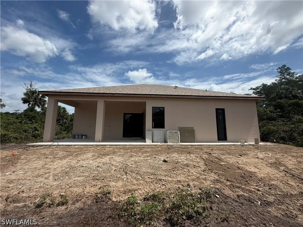 208 45th Avenue NE Naples FL 34120