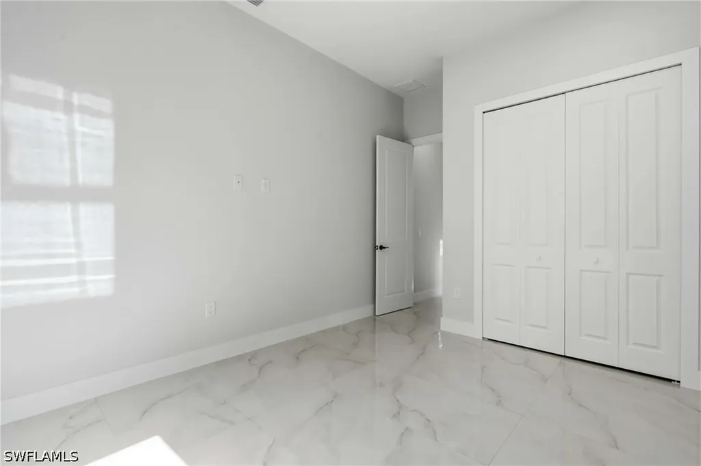 208 45th Avenue NE Naples FL 34120
