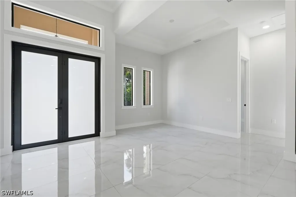 208 45th Avenue NE Naples FL 34120