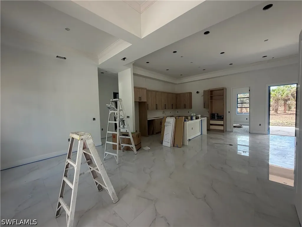 208 45th Avenue NE Naples FL 34120