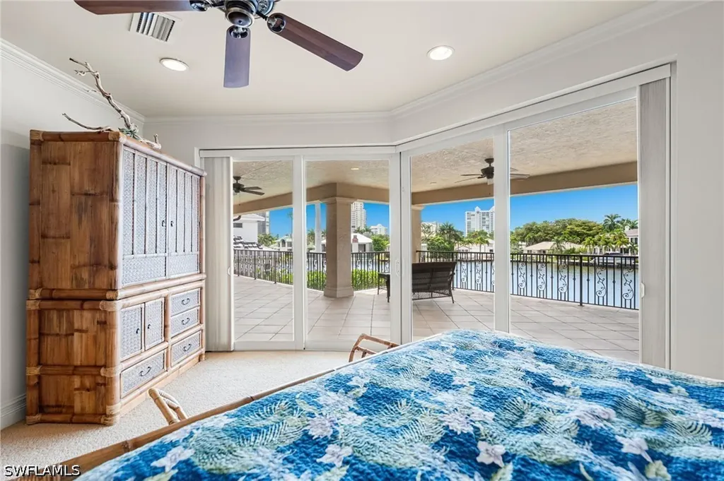 345 Devils Bight Naples FL 34103