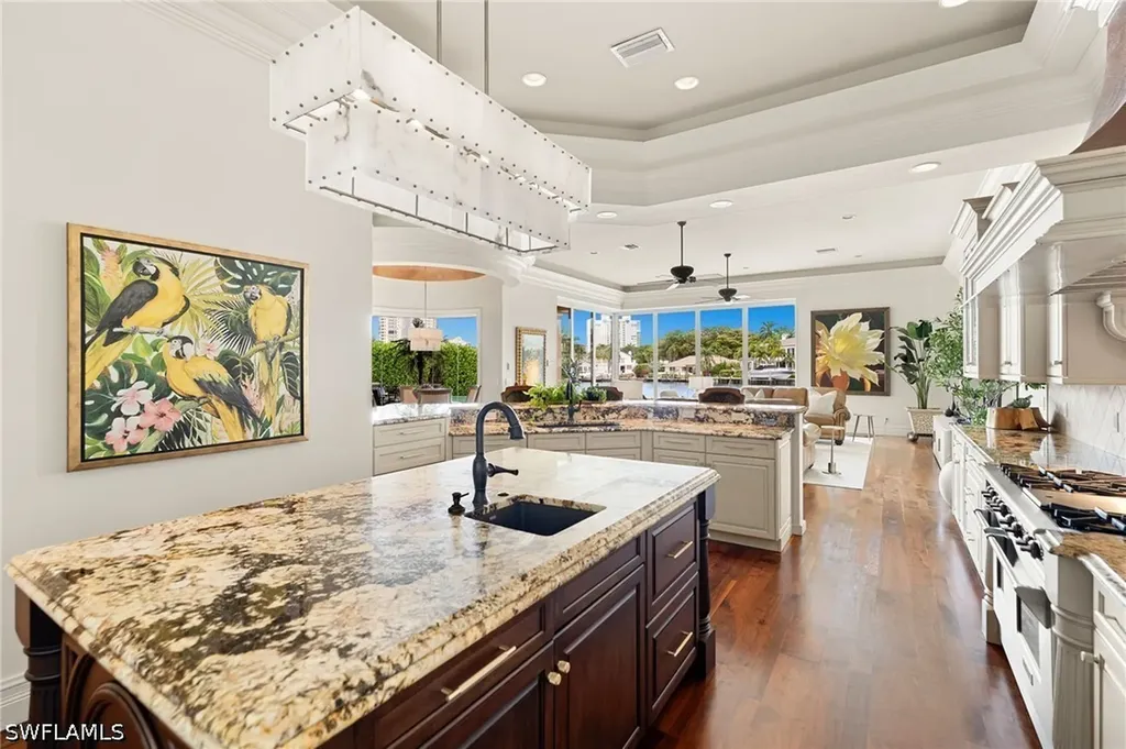 345 Devils Bight Naples FL 34103