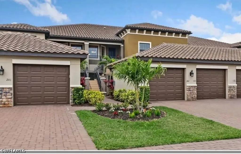 9394 Pocida Court Naples FL 34119