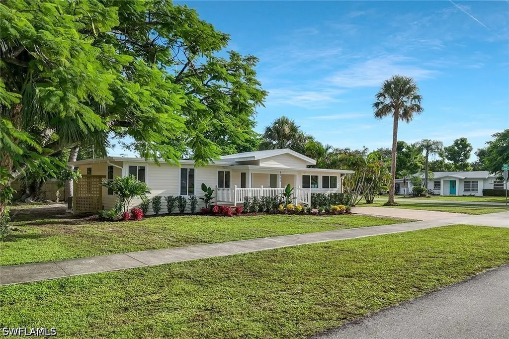1755 Oakley Avenue Fort Myers FL 33901