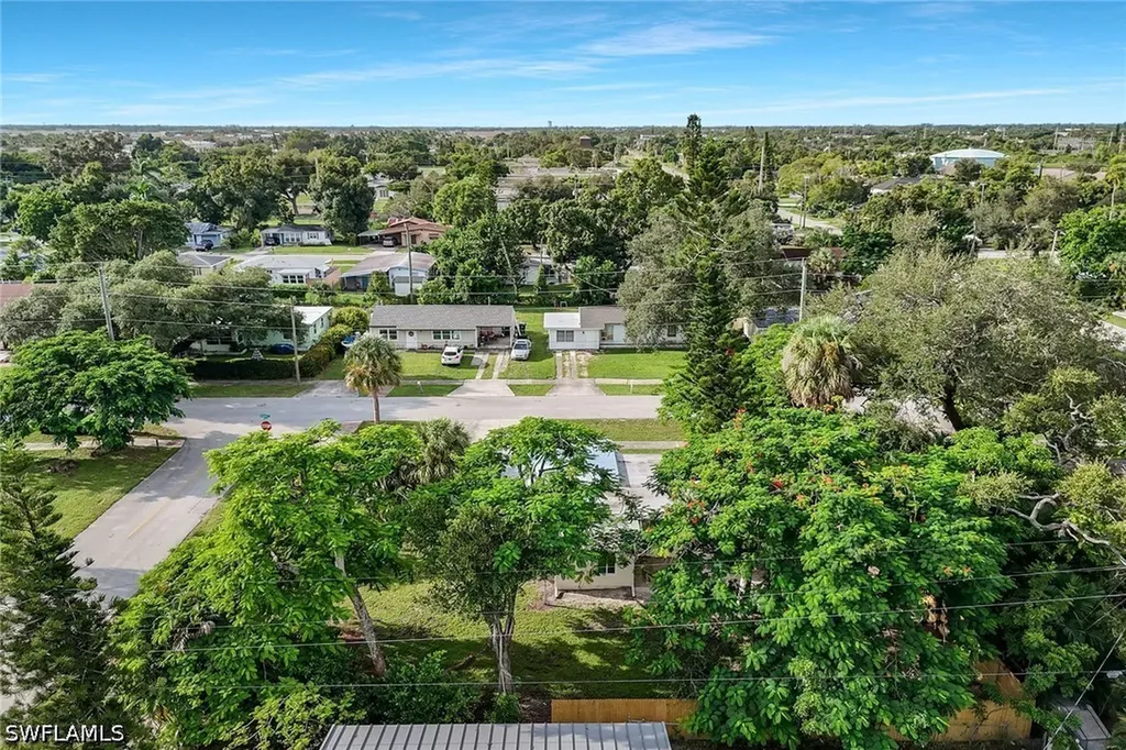 1755 Oakley Avenue Fort Myers FL 33901