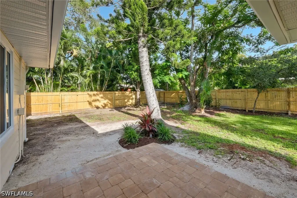 1755 Oakley Avenue Fort Myers FL 33901